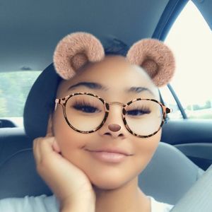 Meet your Posher, Ty